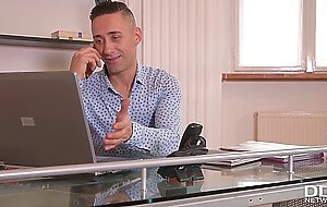 Extra deep double penetration for Sienna Day by two studs' big veiny dicks