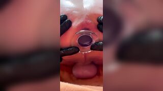 Ramming 75mm glass butt-plug close up