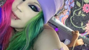 13:09- Hairy Slut’s Dragon Dildo Cream Show