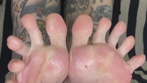 My meaty feet sweat so much