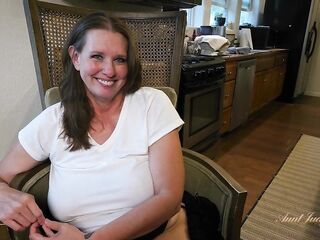 AuntJudysXXX - Busty Aged Amateur Autumn Sucks Off the Delivery Stud