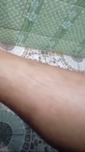 Intipbibu mertua di kamar mandi
