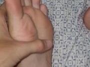 Vem chupar meu pé seu gostoso