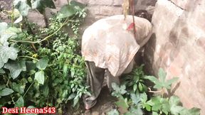 Sabji khet me Heena ko choda clear voice