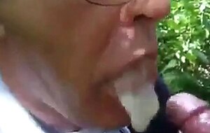 Outdoor Fun: Blowjob and Cum with a Sexy Man