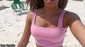 visitando a praia de nudismo do abrico no rio de janeiro
