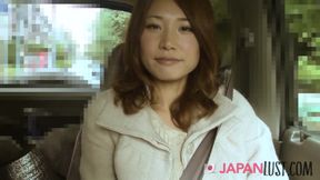 Hairy pussy Japanese MILF picked up on the street