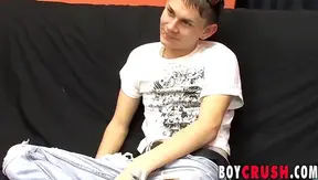 Seth Serenity Moans While Stretching Himself Open – Hot Solo Fingerfuck Action