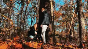 Fucked a Beauty with a Big Ass in the Forest While Walking