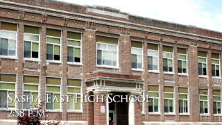 Muie, creampie, ejaculare, fără șa, facial, pulă monstruoasă, bărbat – film de casă cu amatorii Brad Kalvo, Mitch Vaughn și Nick Simpson, futuți în anus