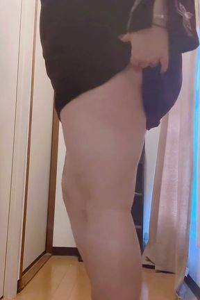 Goth Slut Squirting in Fishnets