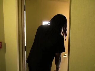 Mr. Majic Rescues Dd White so That babe Awards Him in the Most good Way
