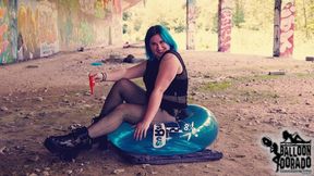 Mistress Blue Toys R Us Q16 blow to pop HD Version