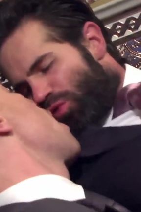 MENATPLAY - Bearded stud Dani Robles fucked by Kayden Gray