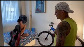 os primos hot revezando o cuzinho do safado