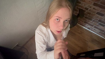 Secretary Maja gets fucked by the boss