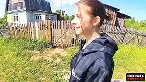 I Accidentally Met This Country Beauty After School And Fucked Not Far From Her Home