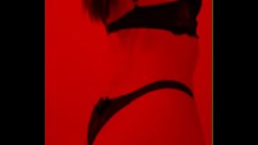 trans exibindo seu belo corpo