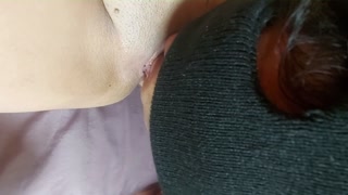 licking my girlfriend's clit and ends up peeing