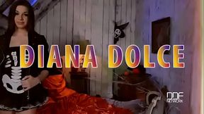 Horny Holiday - Pussy is her Halloween Treat