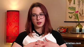 Ersties: Die 19-j&auml_hrige Daisy steht auf Autos und w&uuml_rde fast alles tun