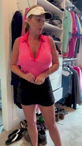 Naughty Golfing MILF!!