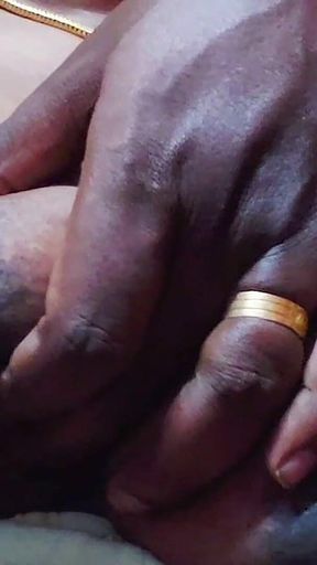 Indian Sex with Horny Kavita Aunty XXX