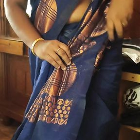 Tamil Babe Varsha Bhabhi  wearing Sari