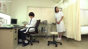 Nozomi Kitajo risks it all for toe-curling pleasure in public
