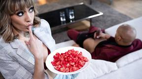 ”Brazzers - Janice Griffith Needs This huge black dick Soo Bad”