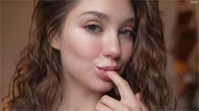 Mia Elfie 6-01-25