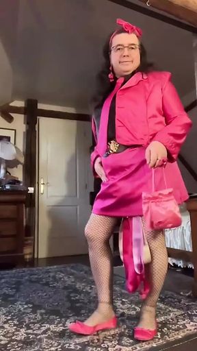 Outfit with a little fuchsia skirt