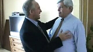 Bjørn bøsser får anal kneppet, stor pik