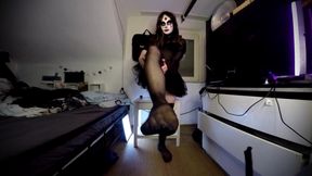 I fuck the glass table with horny perspective.