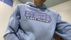 TWINK WANKING HIS DICK AFTER CLASSES