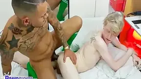 Skinny Teens 18+ Barebackin