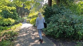 I lost my shoe and am standing in the mud with my tights on HD mp4 1920x1080