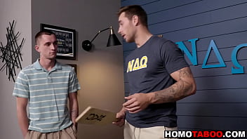 He sucked his step brother&#039_s cock in the frat house
