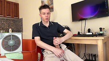 Did You Know That Remote Worker Evgeny Jerks Off At The Computer?