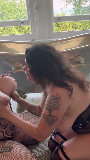 English PAWG Vs Big Booty Latina