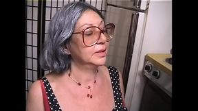 Top Heavy MILF granny gets a deepthroat handjob and blowjob
