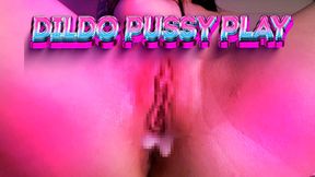 Dildo pussy play 😱🍆
