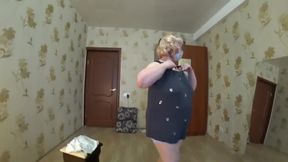 Girlfriend with a strapon fuck milf doggystyle. Lesbian shakes fat butt.