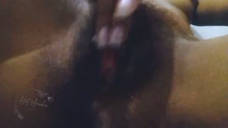 Hot little bitch masturbating hard • Hot Aninha