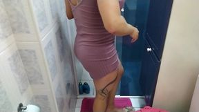 a fernandinha fernandez me chamou para arrumar o chuveiro mas e claro que nao saiu de graca fodi a gostosa com