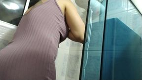 a fernandinha fernandez me chamou para arrumar o chuveiro mas e claro que nao saiu de graca fodi a gostosa com