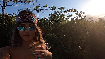 Masturbação em praia pública