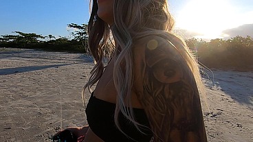 Masturbação em praia pública