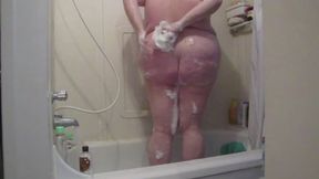 Showering and Oiling BBW body
