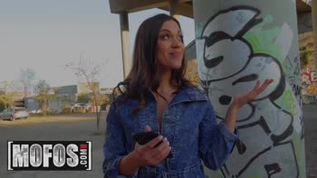 Alyssa Reece's Sizzling Euro Flash on Vacation